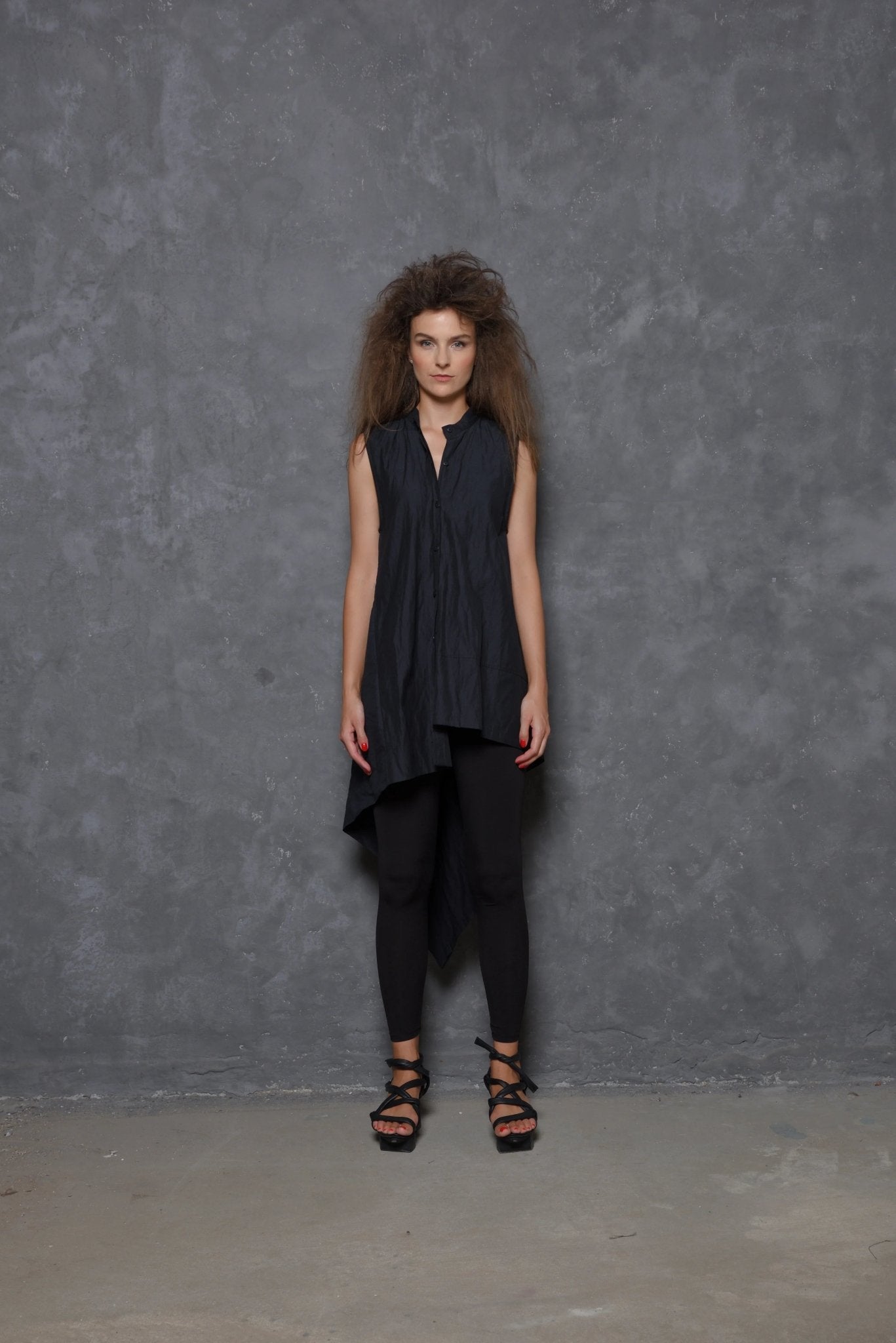 Sleeveless Asymmetrical Tunic Shirt - Che Cose Belle