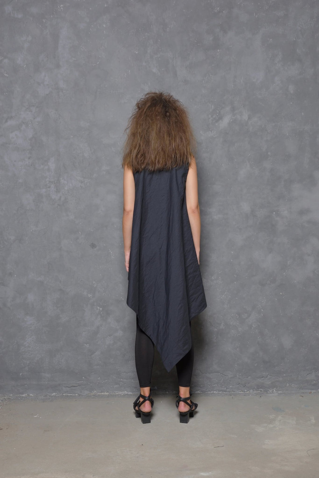 Sleeveless Asymmetrical Tunic Shirt - Che Cose Belle