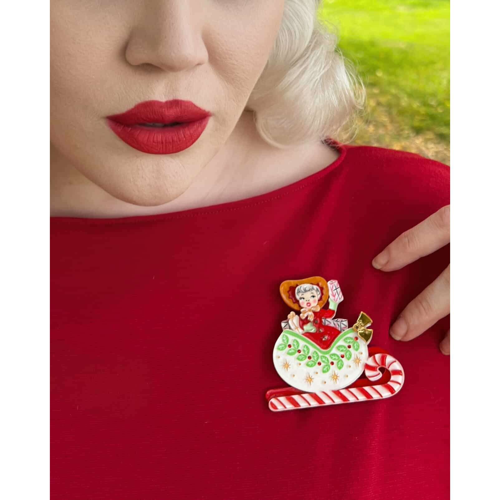 Sleigh All Day Brooch by 50's Vintage Dame x Lipstick & Chrome - Che Cose Belle