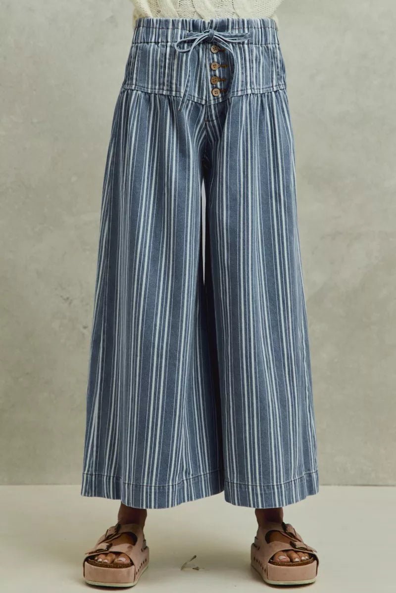 SO ME Mid Rise Stripe Denim Washed Pleat Wide Leg Pants - Che Cose Belle