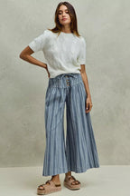 SO ME Mid Rise Stripe Denim Washed Pleat Wide Leg Pants - Che Cose Belle