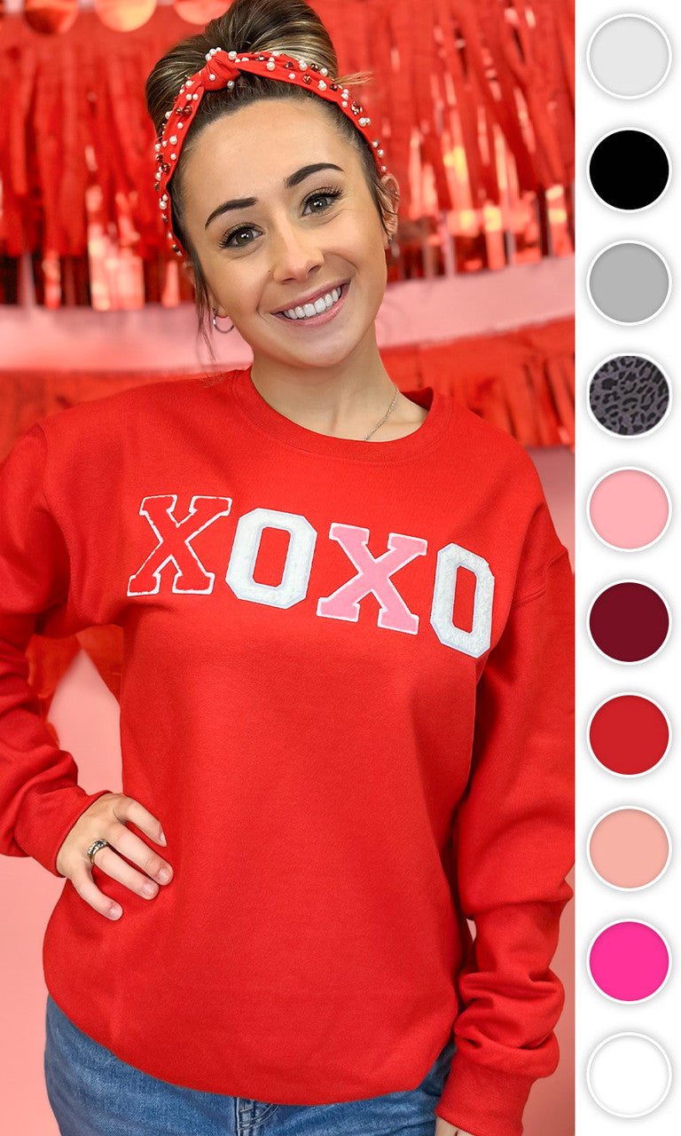 Soft Chenille XOXO Sweatshirt - Che Cose Belle