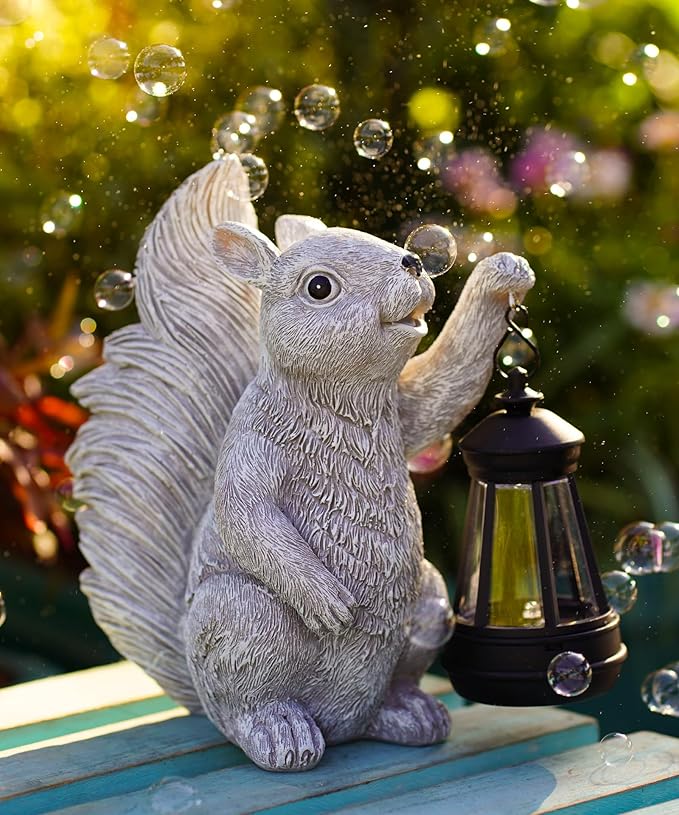 Solar Squirrel Statues for Garden Decor: Outdoor Figurines Sculpture with Lantern for Yard Art Lawn Patio Balcony - Gifts for Mom Grandma - Che Cose Belle