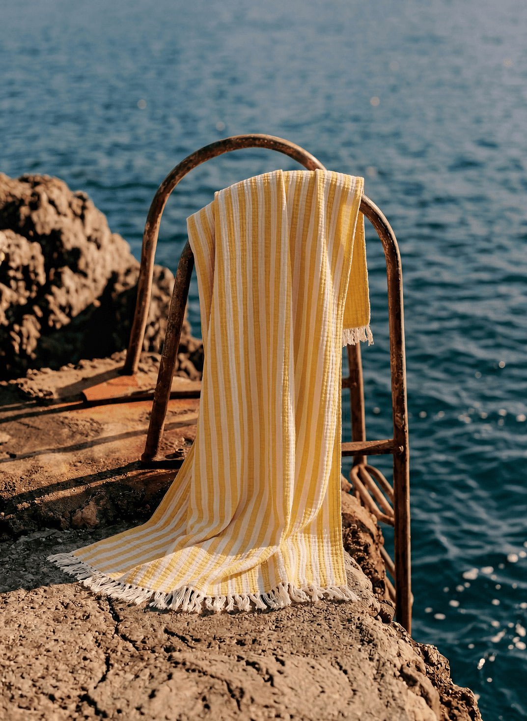Sole Reversible Lightweight Beach Blanket - Che Cose Belle