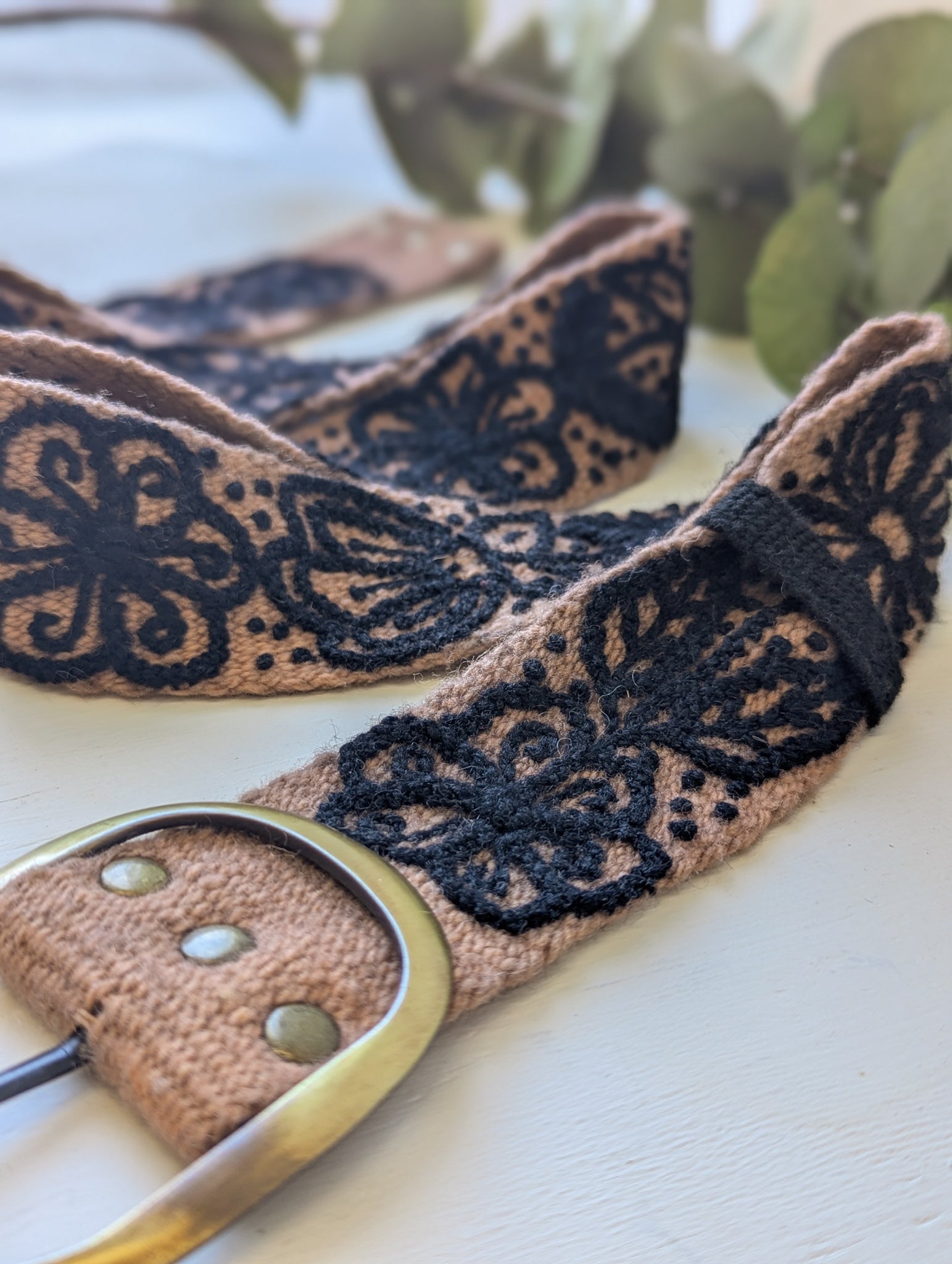 Sombra Rosa Embroidered Belt - Che Cose Belle