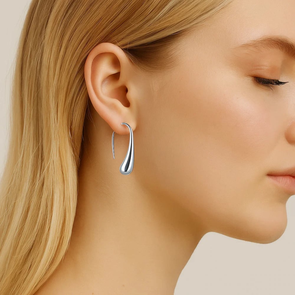 Sophia Teardrop Hook Earrings – Modern Minimalist Design in Silver or Gold - Che Cose Belle
