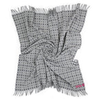 Southampton Home Merino Wool Medallion - Grey - Che Cose Belle