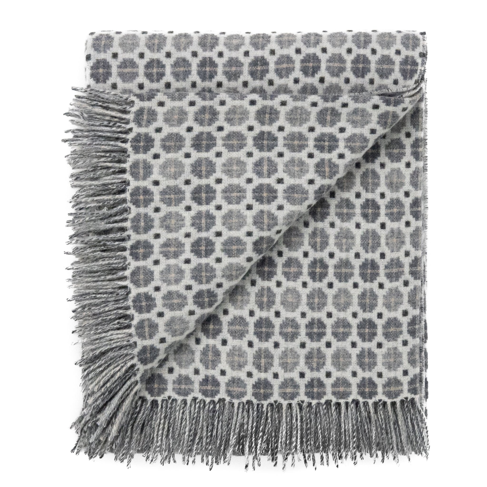 Southampton Home Merino Wool Medallion - Grey - Che Cose Belle