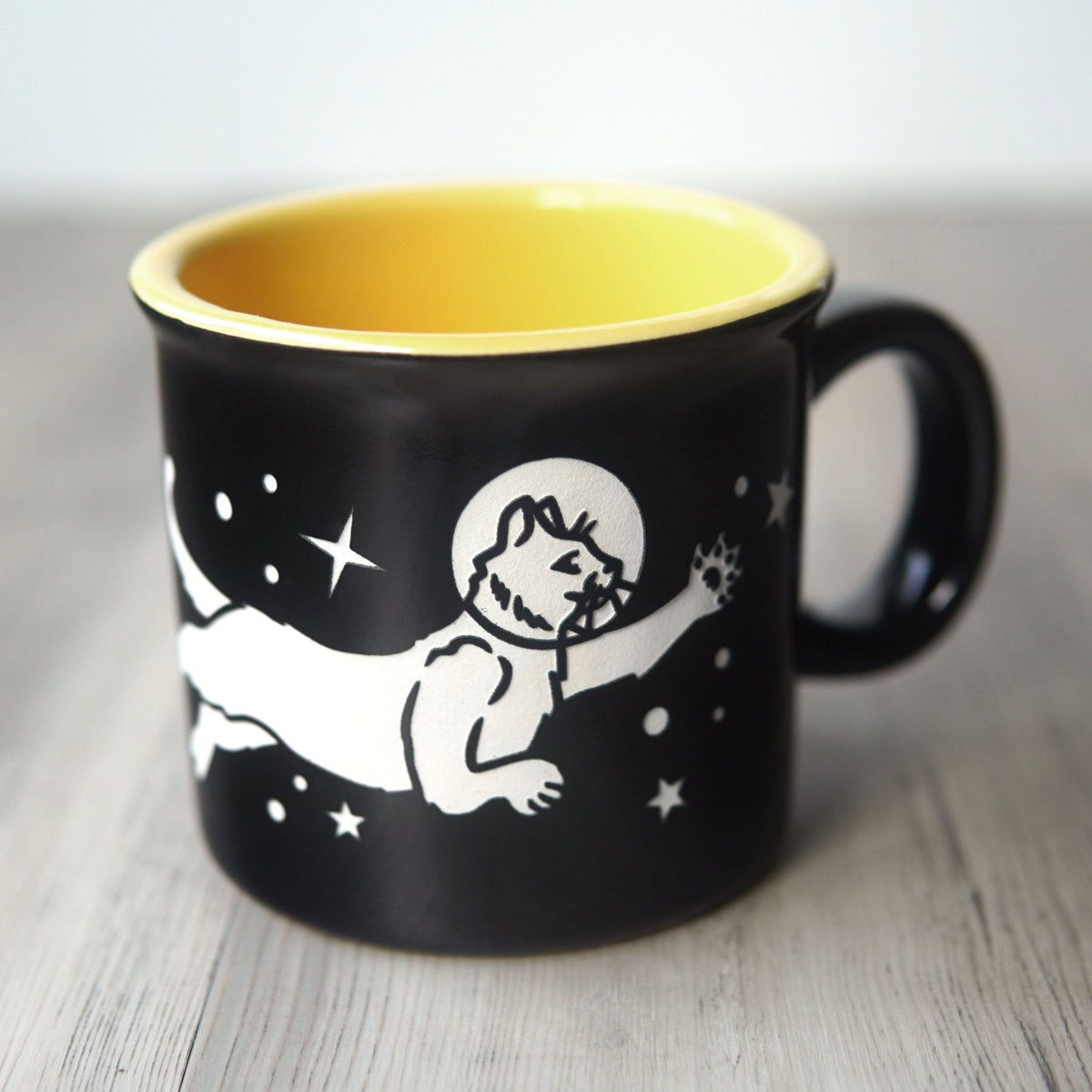 Space Cat Camp Mug - Dishwasher-Safe, Microwave-Safe - Che Cose Belle