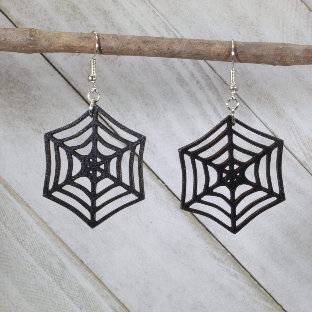 Spider Web Wooden Dangle Earrings | Halloween Spooky Jewelry - Che Cose Belle