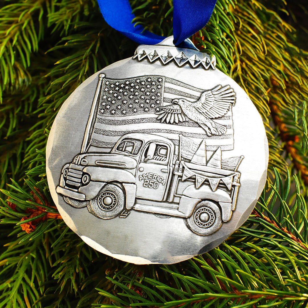 Spirit of America250 Ornament - Che Cose Belle