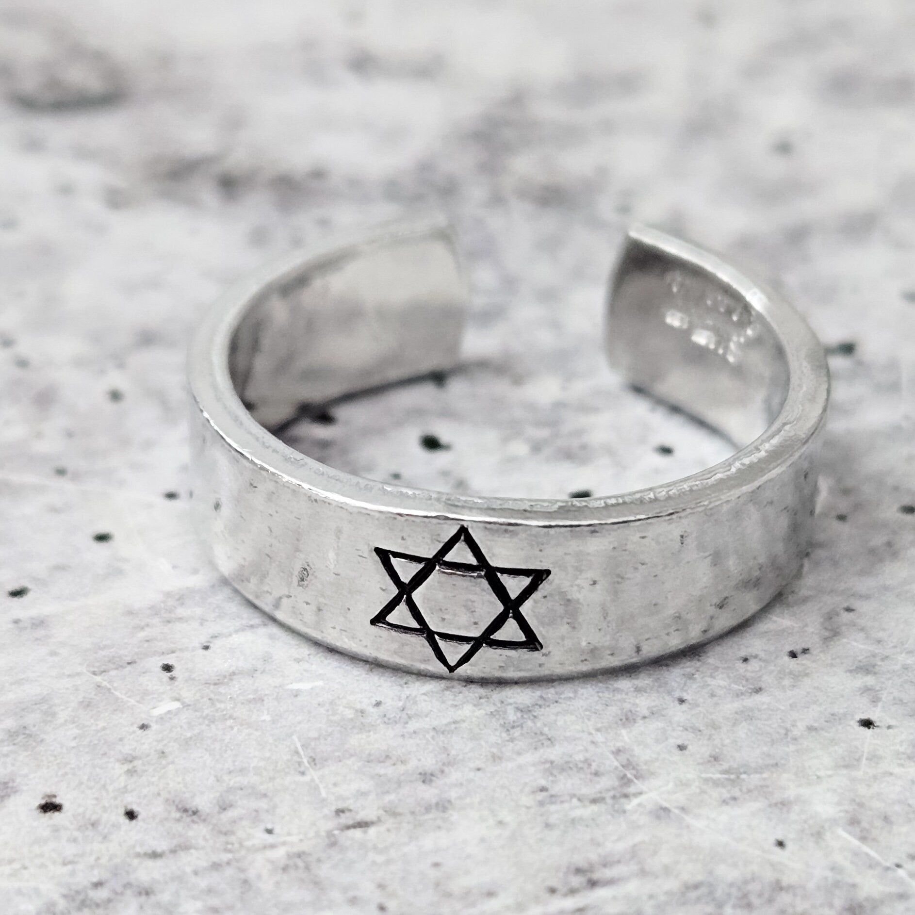 Star of David Open Back Thin Band Ring - Che Cose Belle