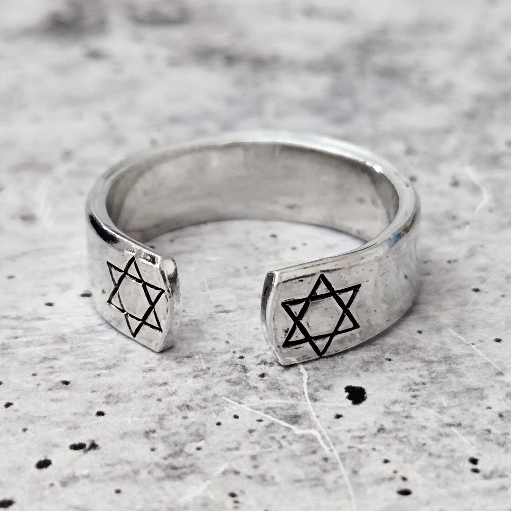 Star of David Open Back Thin Band Ring - Che Cose Belle