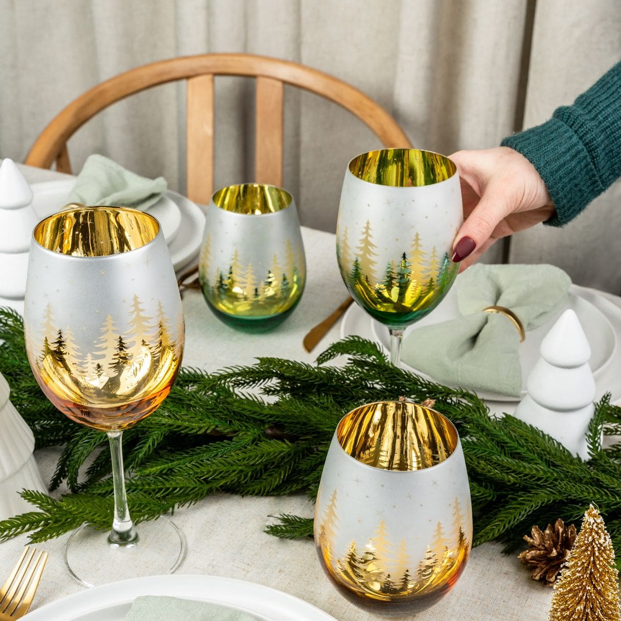 Gold Pine Tree Stemless Wine Glasses