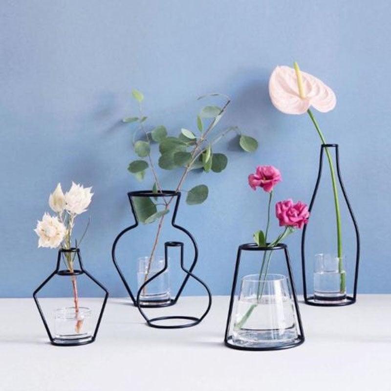 Style Retro Line Flowers Vase Frame Nordic Style Wall Hanging Metal Holder Modern Solid Home Decor Modern Rose Frame Clear Vase Planter Flower Holder Decorations for Wedding Living Room, Office Party - Che Cose Belle