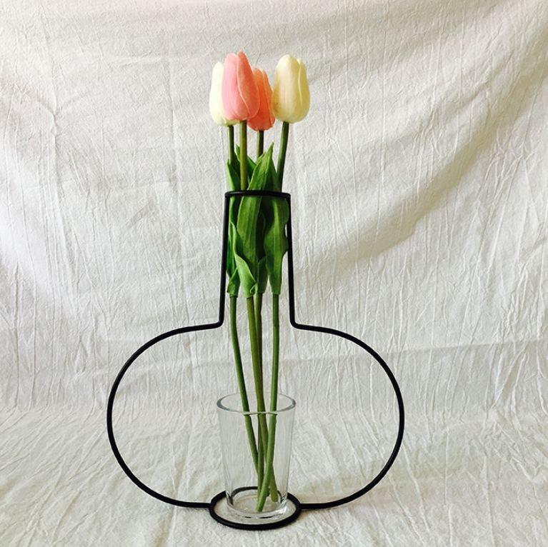 Style Retro Line Flowers Vase Frame Nordic Style Wall Hanging Metal Holder Modern Solid Home Decor Modern Rose Frame Clear Vase Planter Flower Holder Decorations for Wedding Living Room, Office Party - Che Cose Belle
