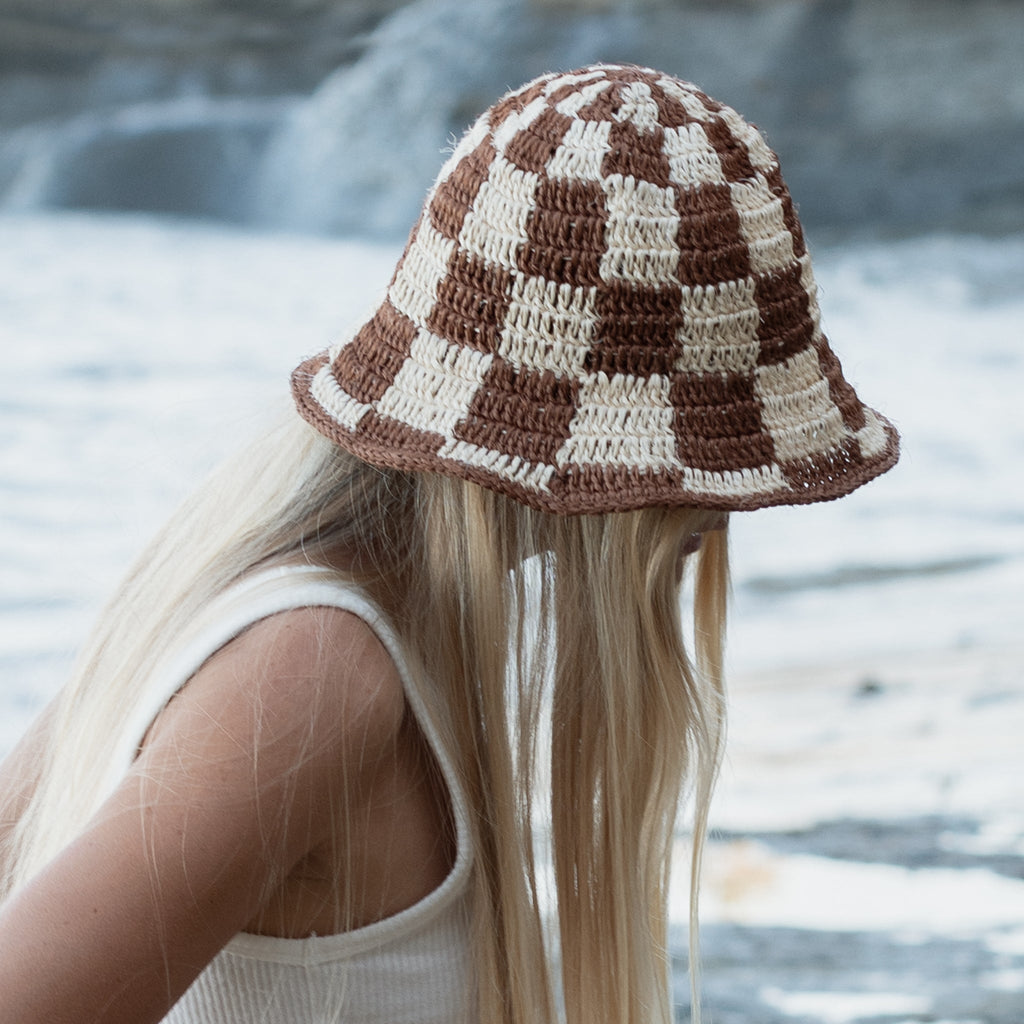 Summer Bucket Hat - Crocheted Checkered - Che Cose Belle