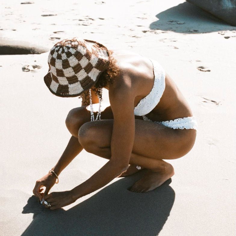 Summer Bucket Hat - Crocheted Checkered - Che Cose Belle