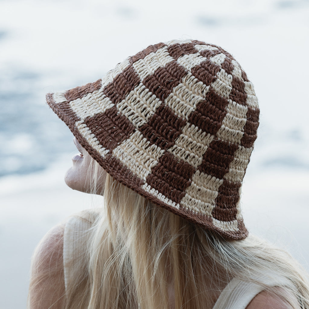 Summer Bucket Hat - Crocheted Checkered - Che Cose Belle