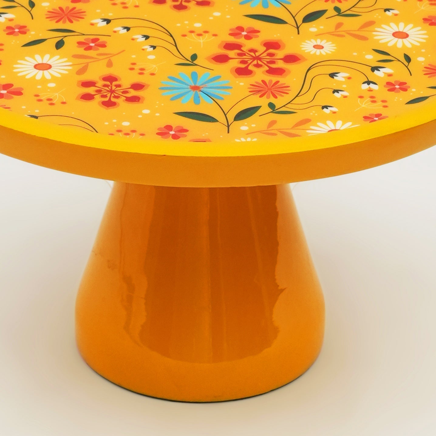 Sunburst Bloom Inlay Yellow Cake Stand - Che Cose Belle