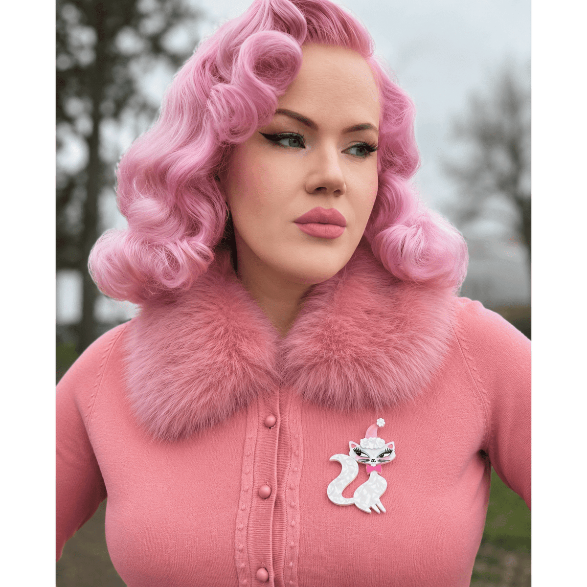 Swanky Pinkmas Kitty Brooch by Miss Fluff x Lipstick & Chrome - Che Cose Belle