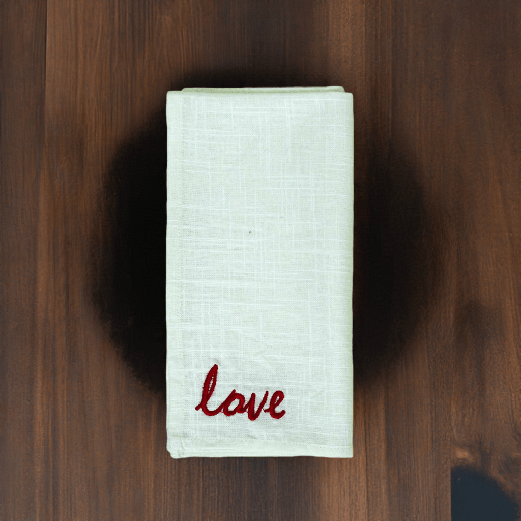 Table Cloth Napkins Set of 4 with Red Embroidery - Che Cose Belle
