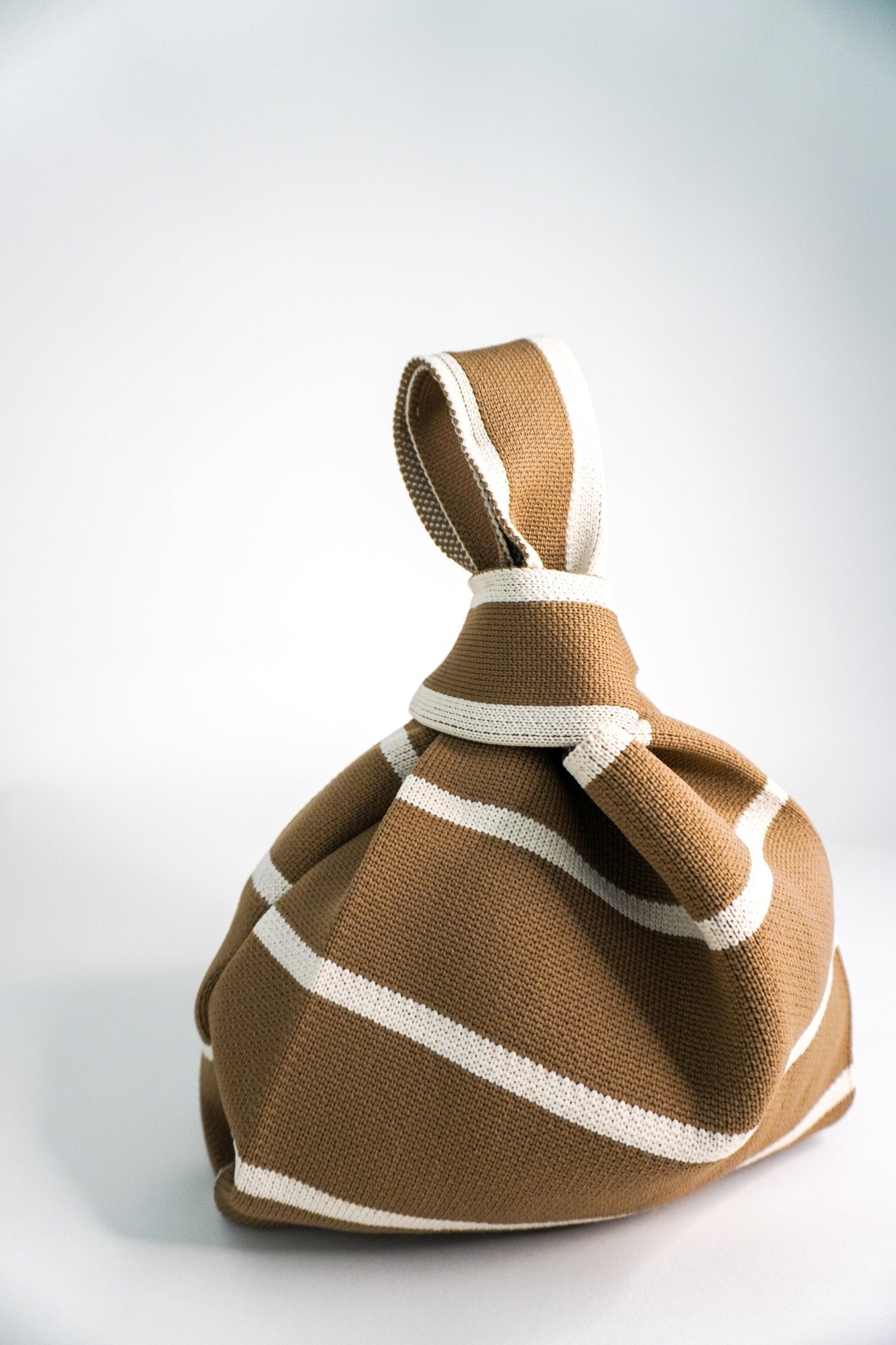 Tan Lines Handbag - Che Cose Belle