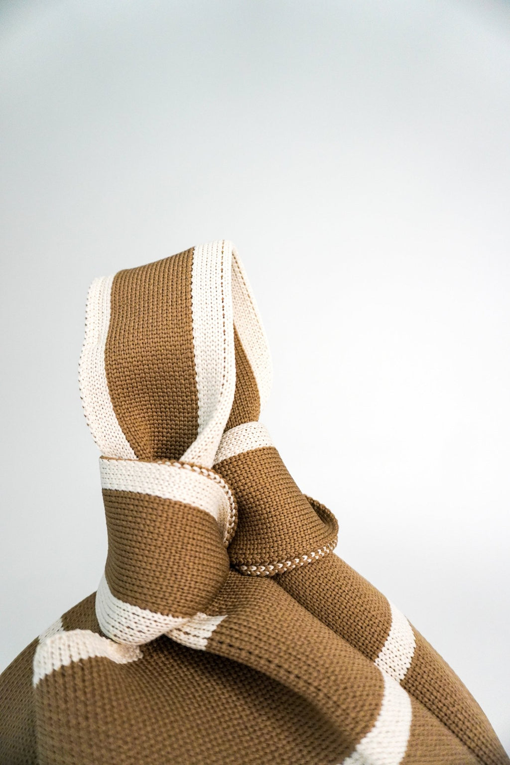 Tan Lines Handbag - Che Cose Belle