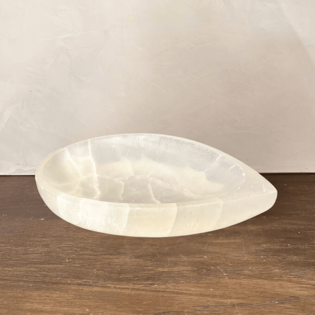 Teardrop Selenite Bowl - Che Cose Belle