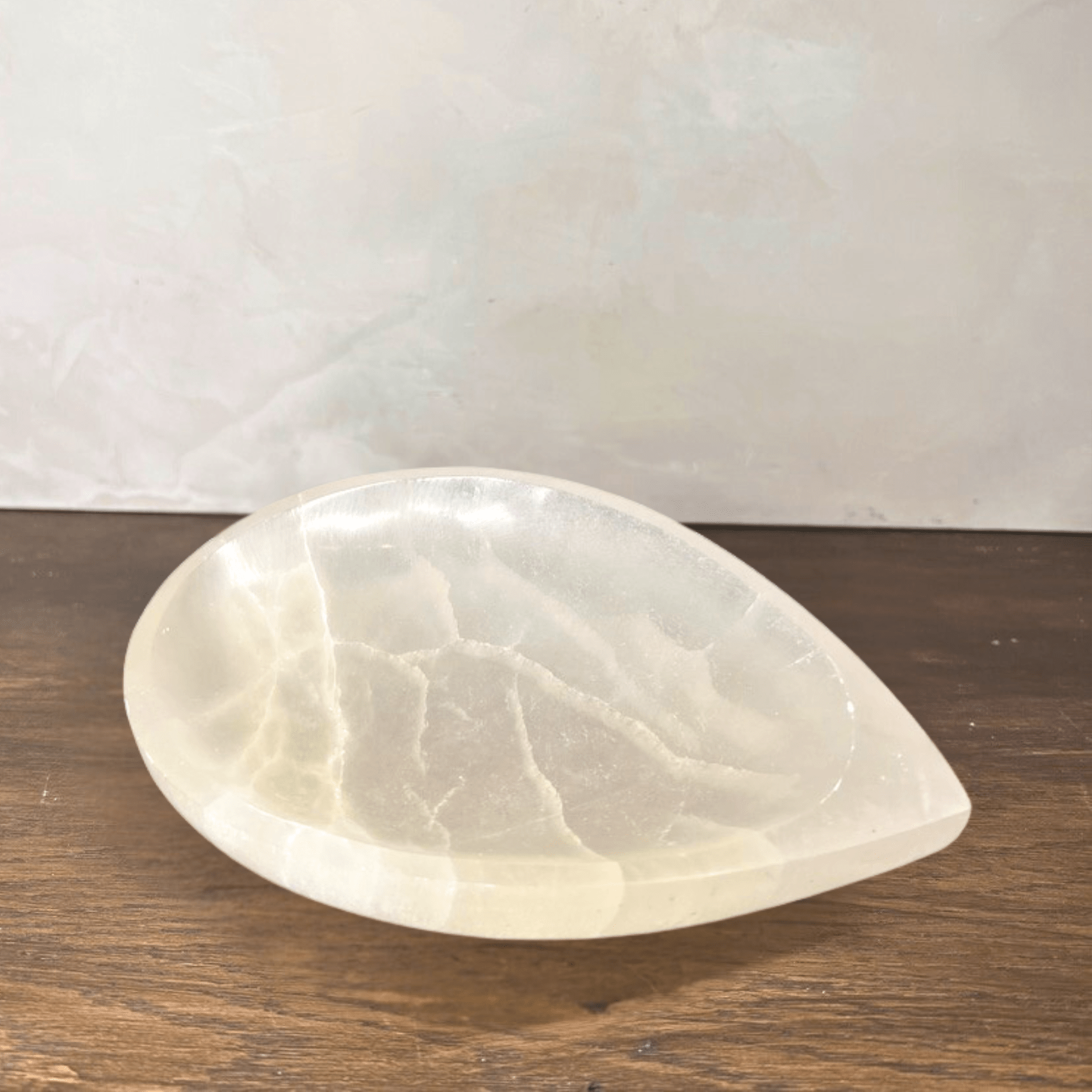 Teardrop Selenite Bowl - Che Cose Belle