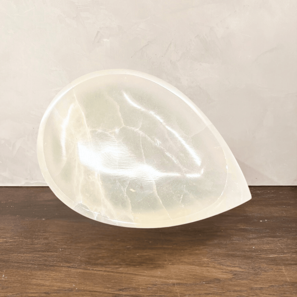 Teardrop Selenite Bowl - Che Cose Belle