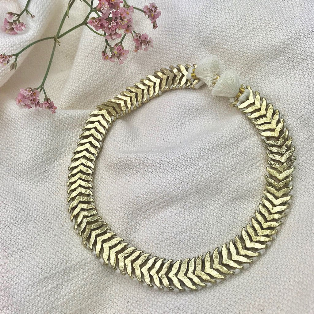 Temple Collar Bib Necklace Boho Tribal Statement With Cotton Tassels Zinc Alloy - Che Cose Belle
