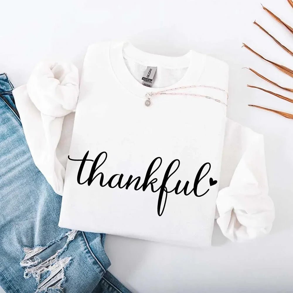 Thankful Sweatshirt for Women - Cozy Thanksgiving Gift Sweater - Che Cose Belle