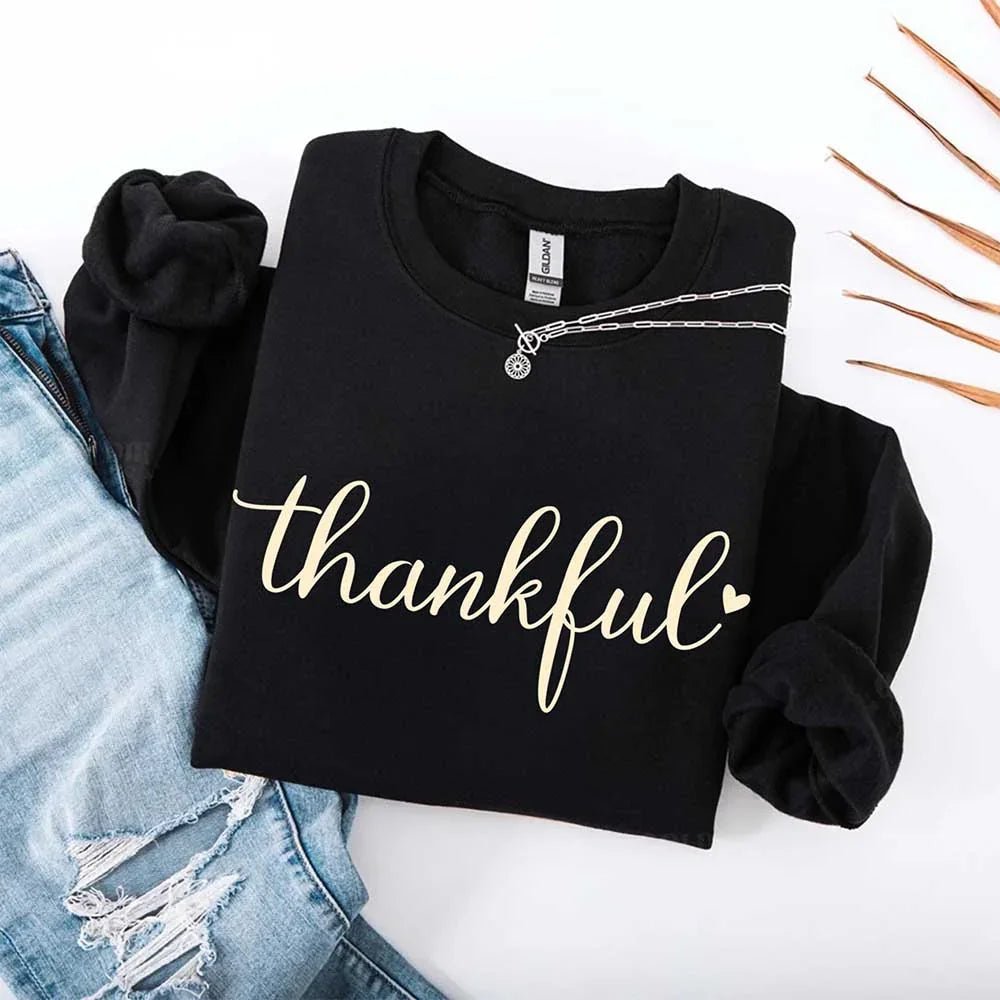 Thankful Sweatshirt for Women - Cozy Thanksgiving Gift Sweater - Che Cose Belle