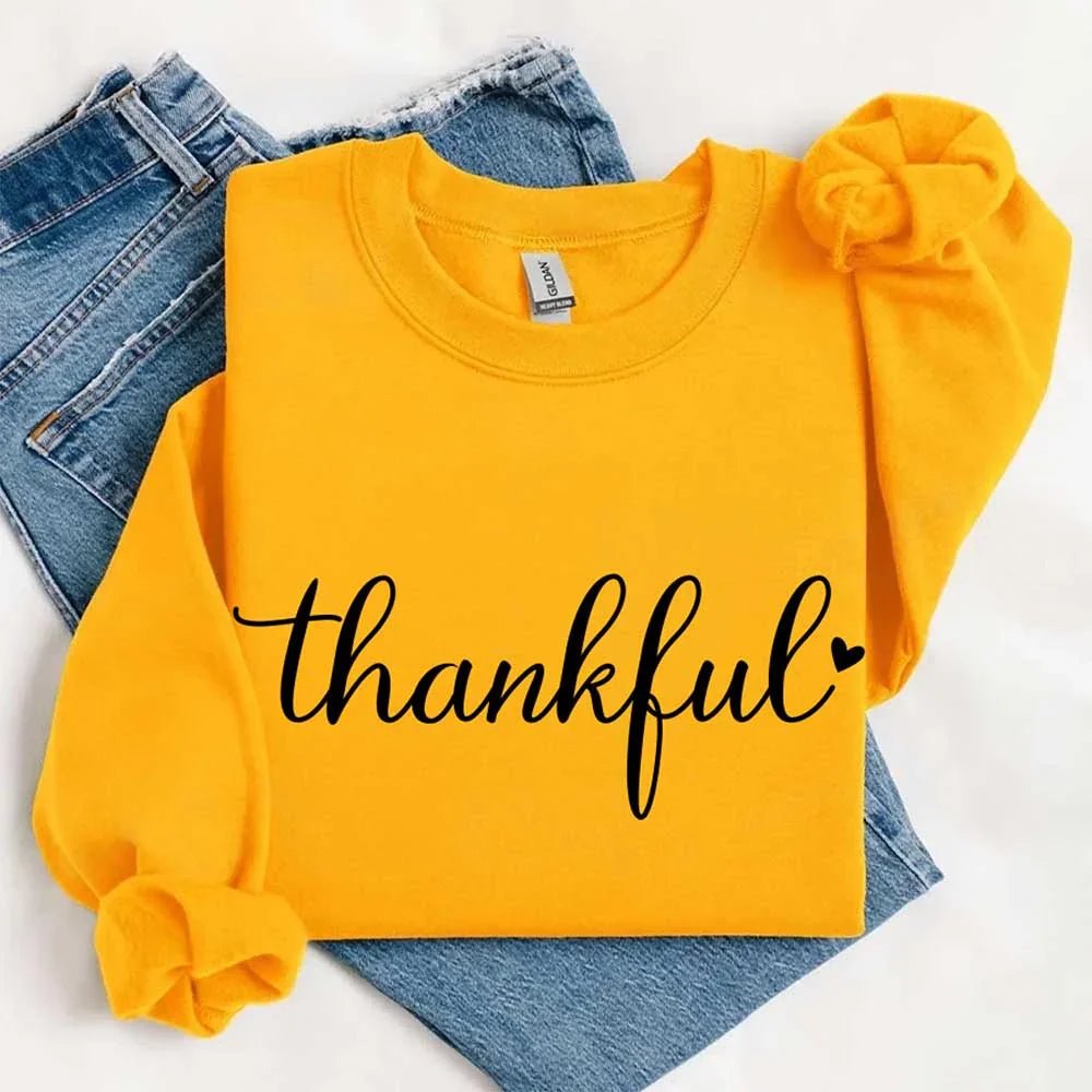 Thankful Sweatshirt for Women - Cozy Thanksgiving Gift Sweater - Che Cose Belle