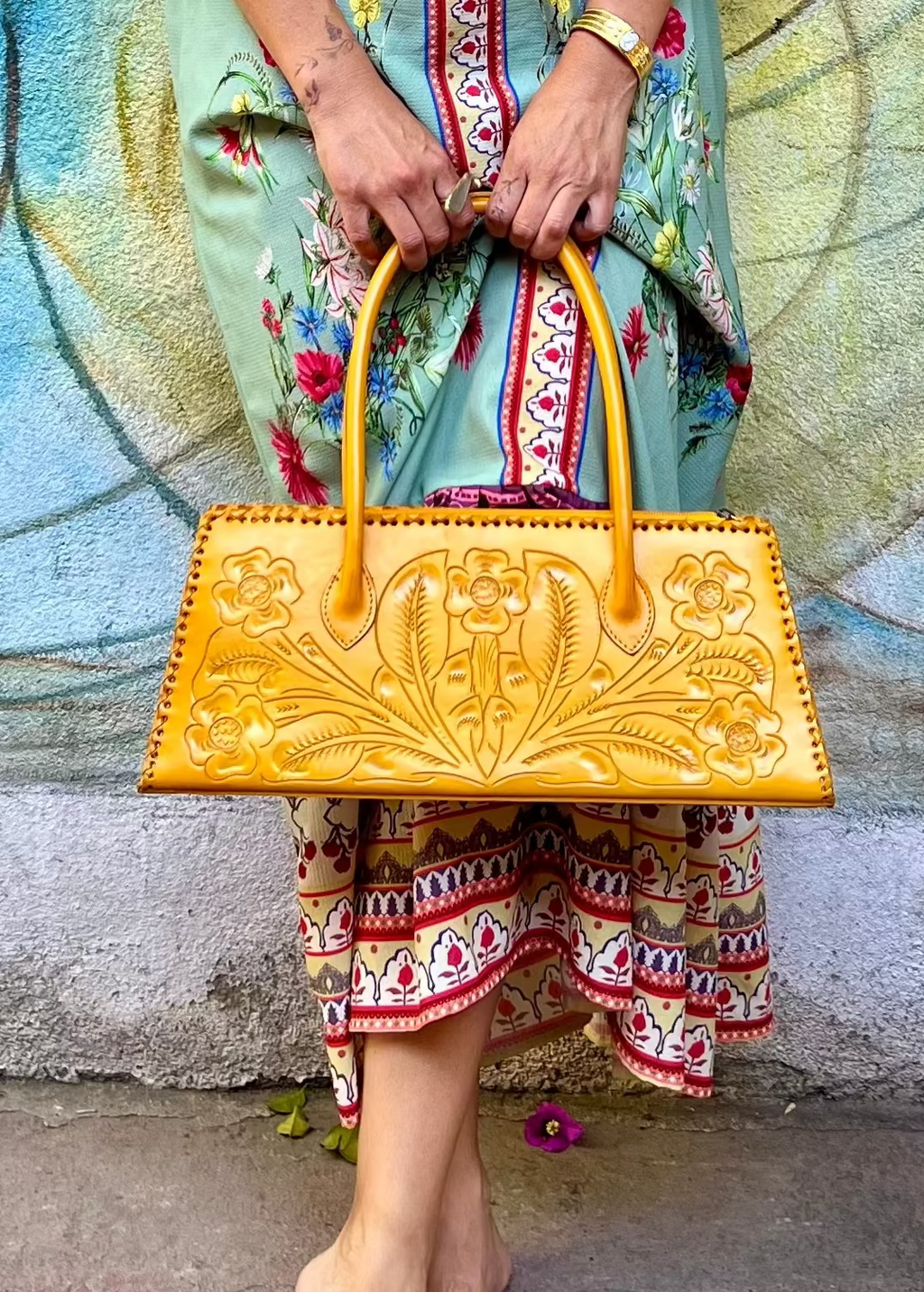 The Abby| Floral Hand-Tooled Leather Clutch & Crossbody - Che Cose Belle