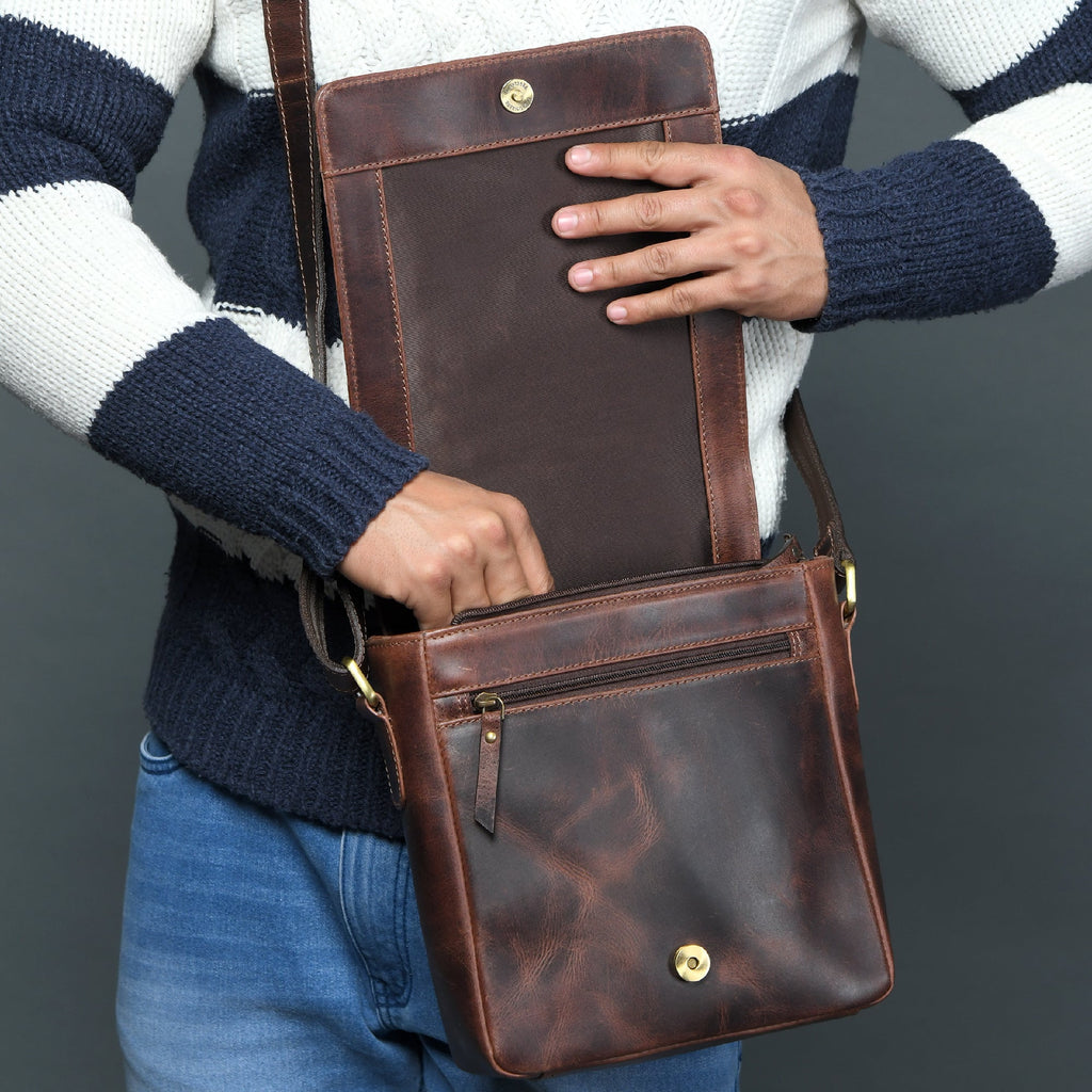 The Barton Crossbody - Che Cose Belle
