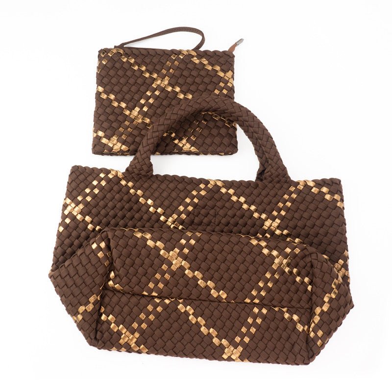 The Charli | Large Woven Neoprene Tote with Wristlet | Cocoa with Gold Stripe - Che Cose Belle