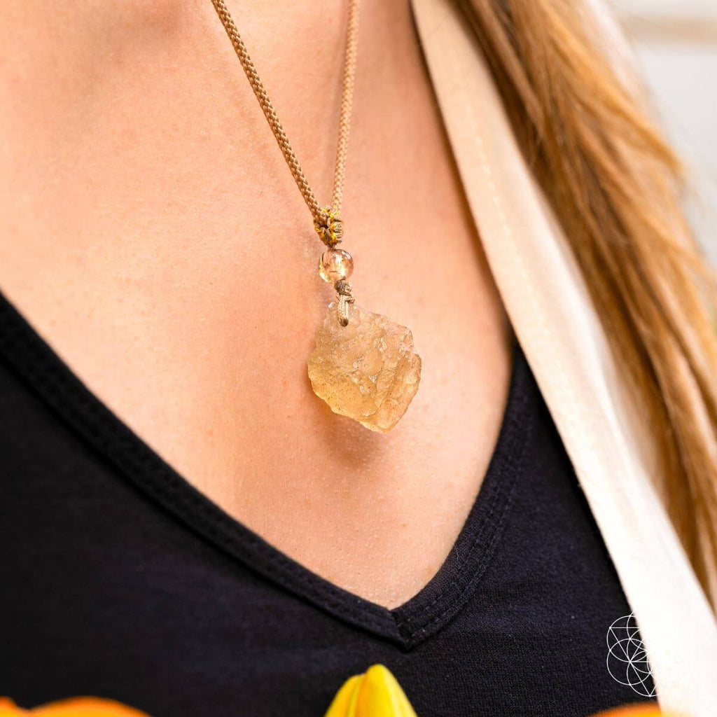 The Destiny Relic – Libyan Desert Glass Pendant - Che Cose Belle