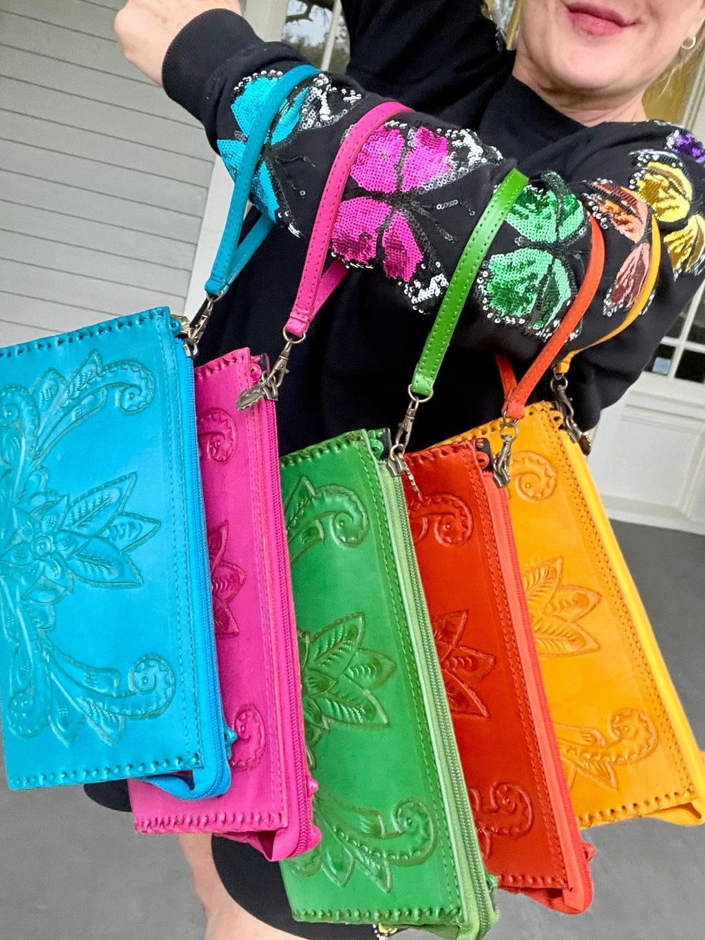 The Ella| Hand-Tooled Leather Clutch & Crossbody - Che Cose Belle
