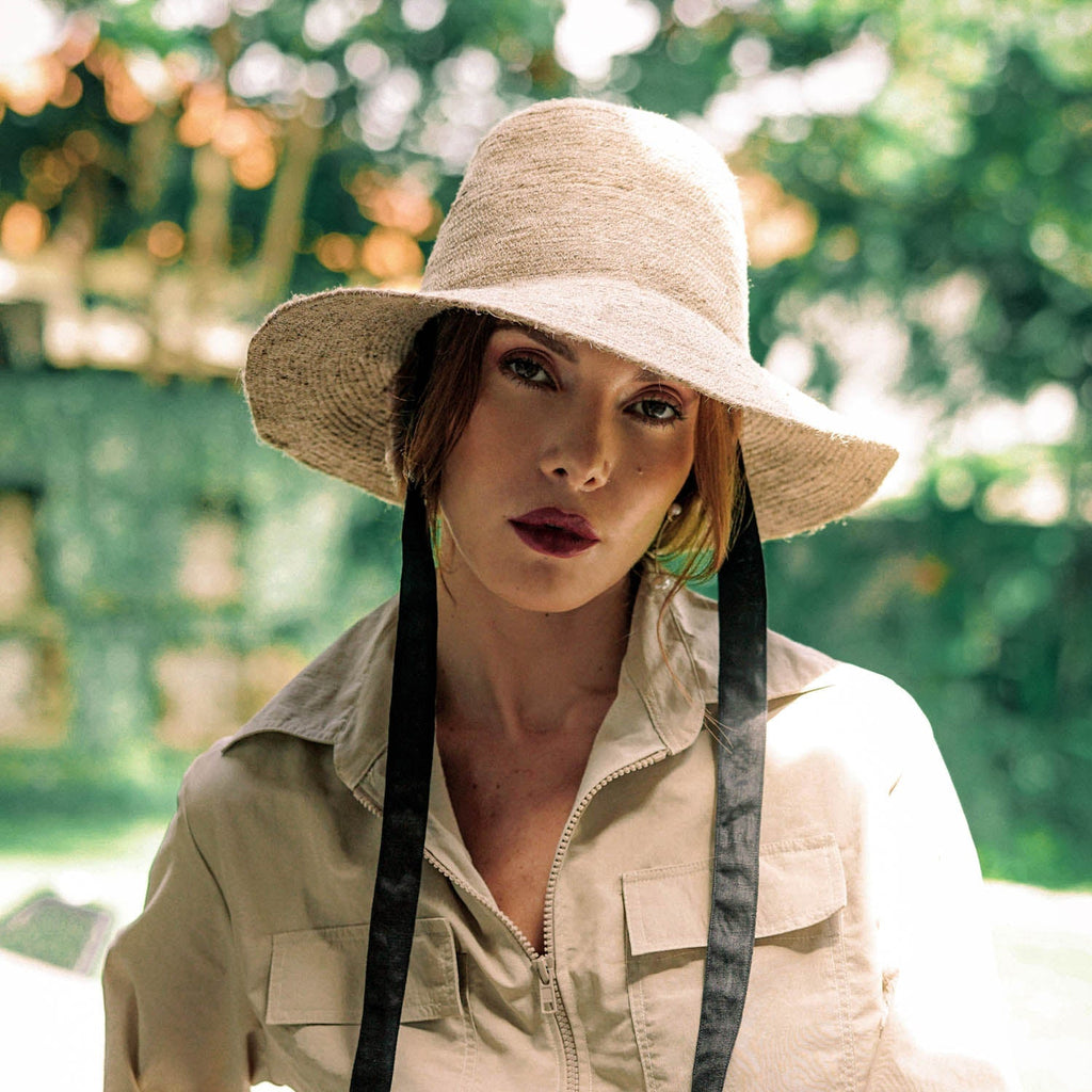The Meg Jute Straw Hat In Beige - Che Cose Belle