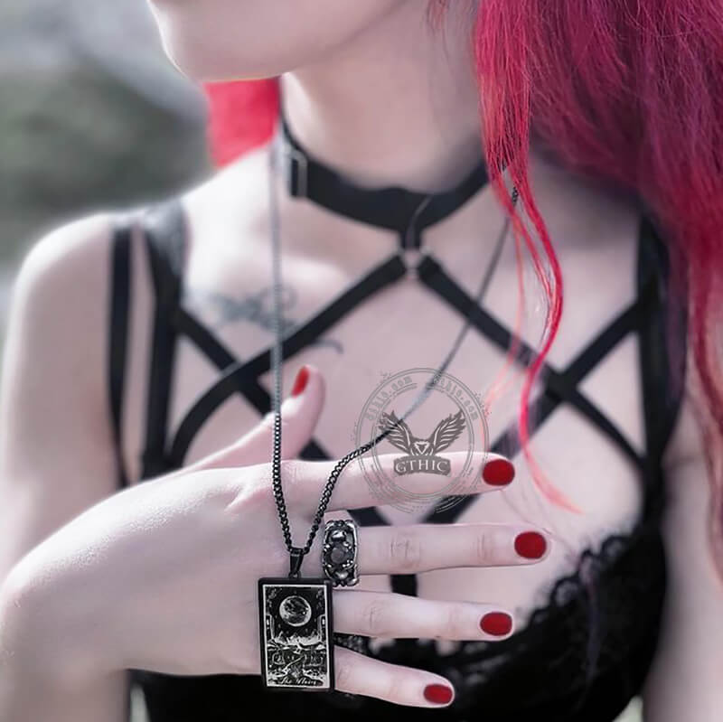 The Moon Major Arcana Tarot Stainless Steel Necklace - Che Cose Belle