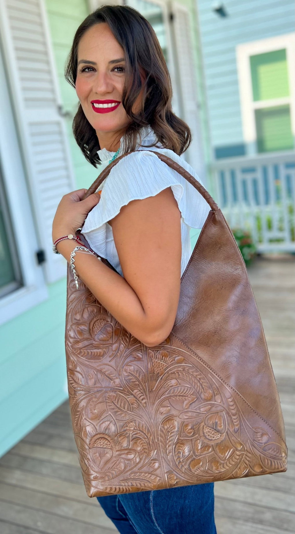 The Nancy Ann | Hand-Tooled Leather Shoulder Bag - Che Cose Belle