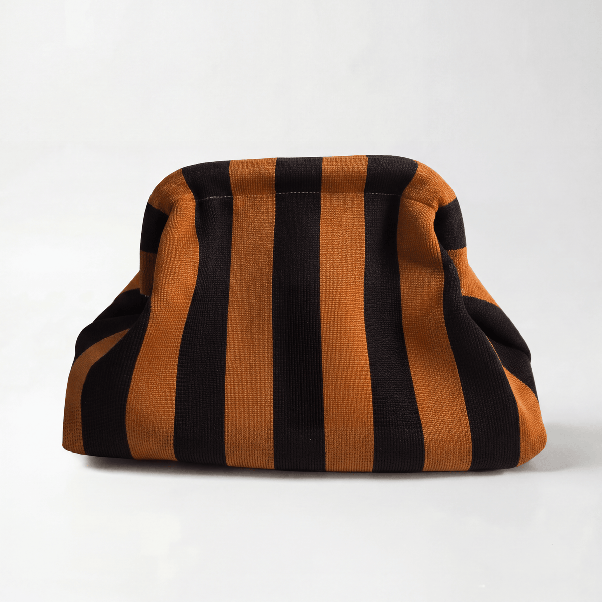 The Original Brown Everywhere Clutch - Che Cose Belle