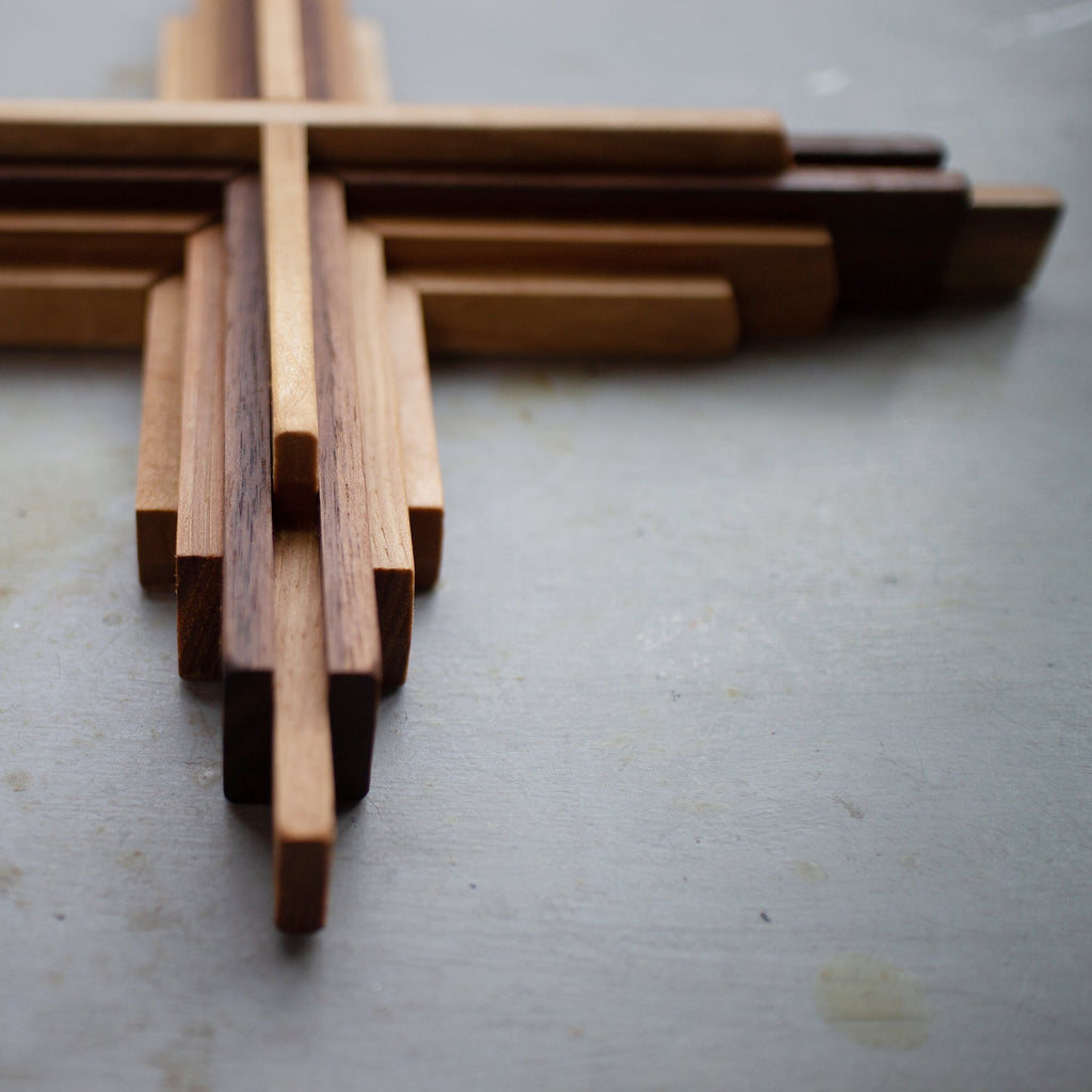 The Original Layered Cross - Che Cose Belle