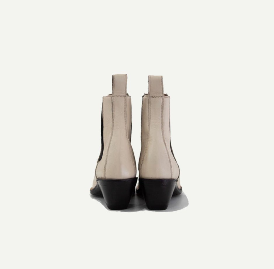The Sandra Boot in Bone - Che Cose Belle