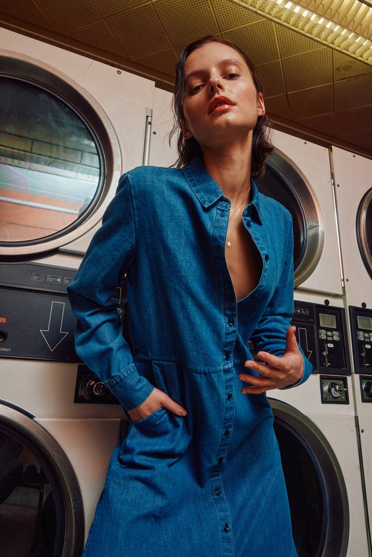 The Sunday Stroll Denim Shirt Dress - Che Cose Belle