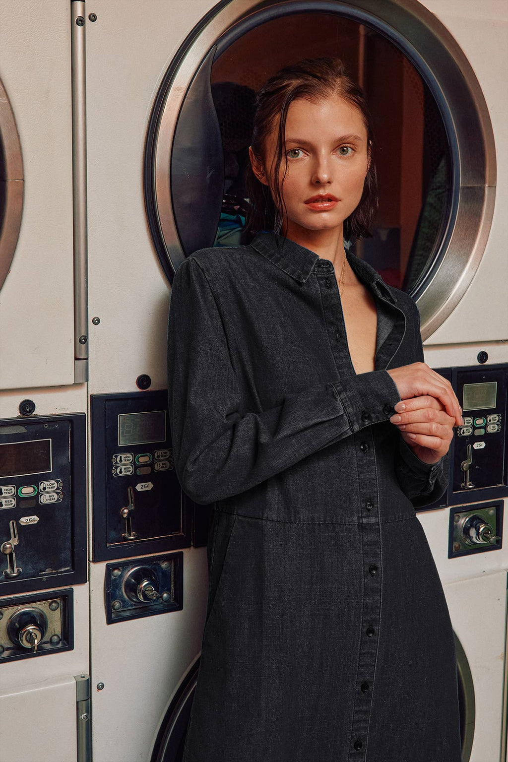 The Sunday Stroll Denim Shirt Dress - Che Cose Belle