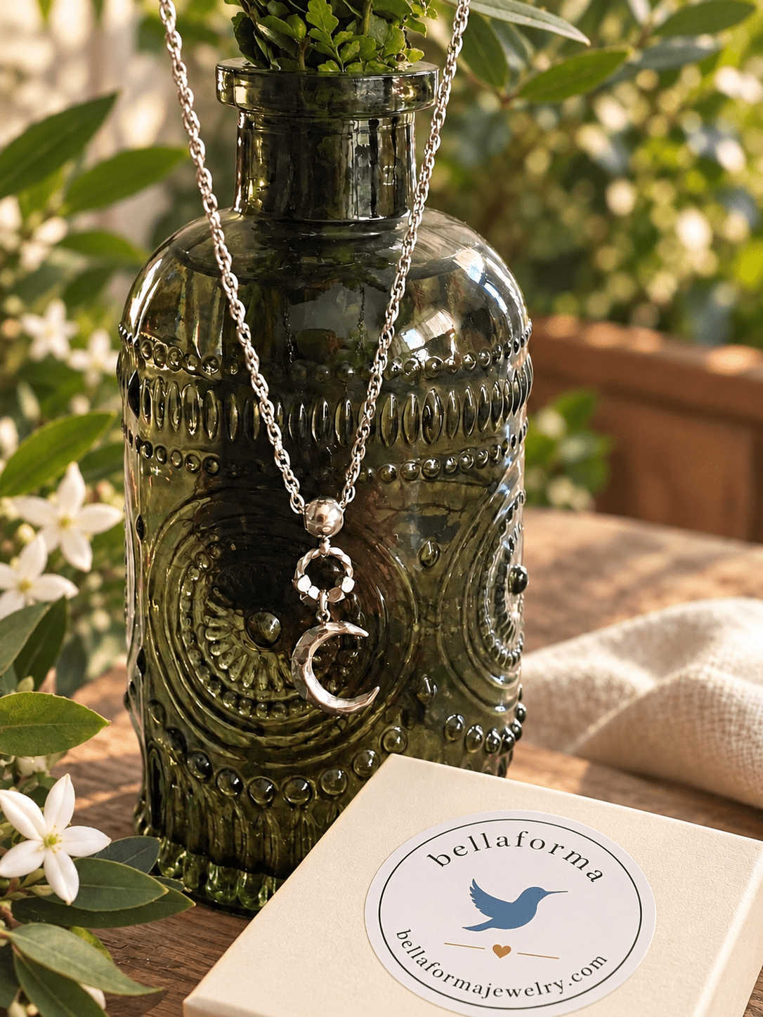 TINY MOON NECKLACE - Che Cose Belle