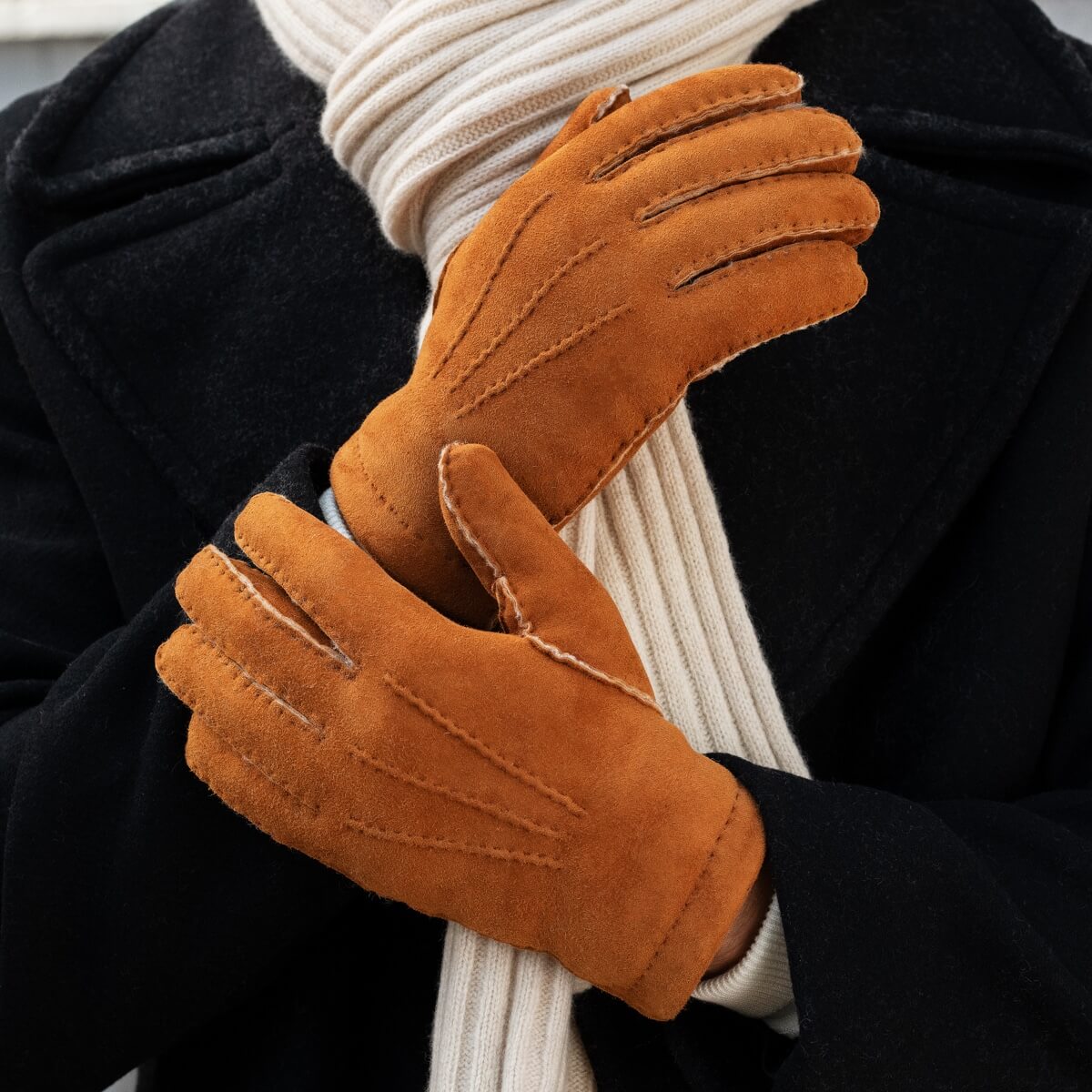 Tommaso - Italian suede leather gloves with luxurious natural sheep fur lining - Che Cose Belle